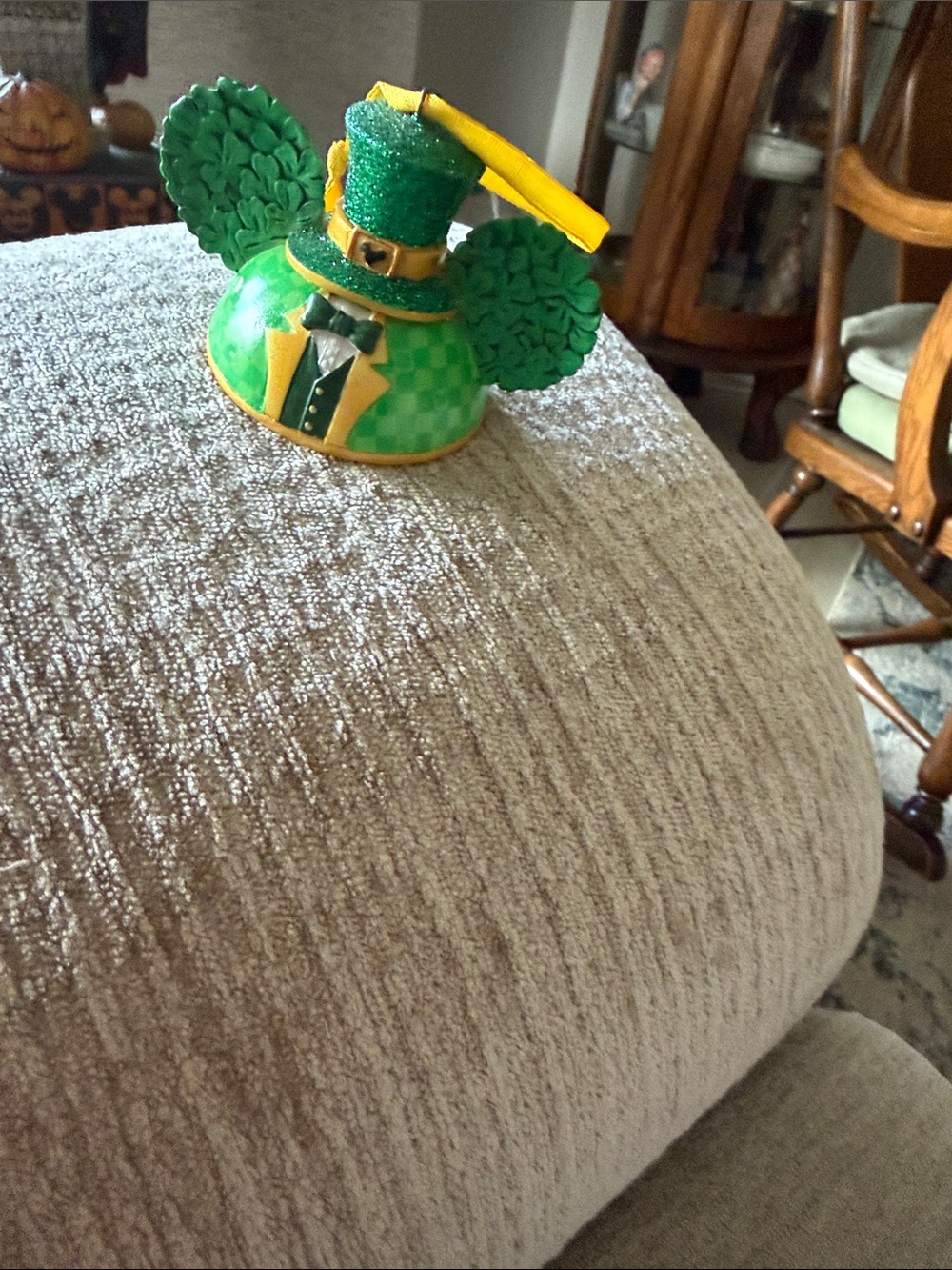 Disney Green St. Patrick’s Mickey Ear Hat Accent ornament with Yellow Trim